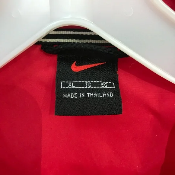 Vintage NIKE Red tracksuit Jacket windbreaker mens XL - Picture 3 of 6